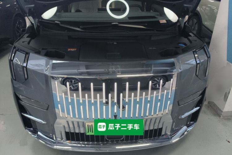 Used Zeekr 009 2024 Six-Seat Executive Version 4WD 108 kWh Engine Bay