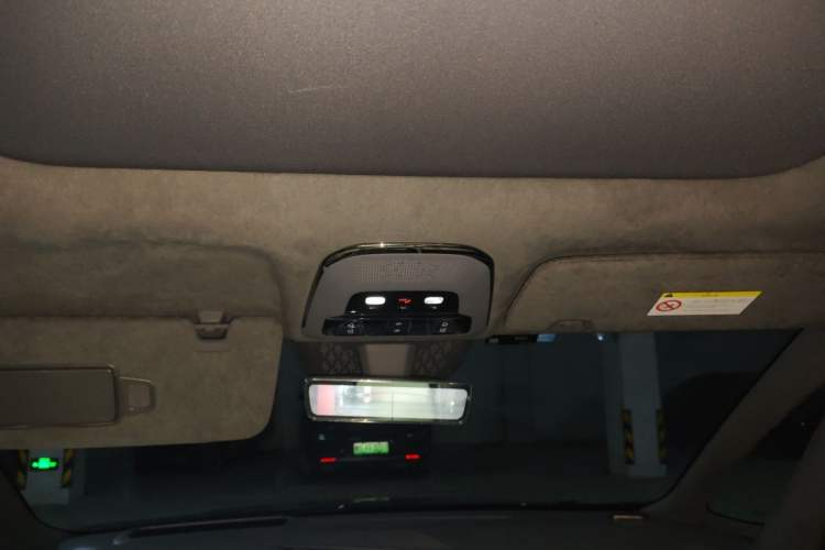 Used Zeekr 009 2024 7-Seater Aisle Version 108 kWh Headliner