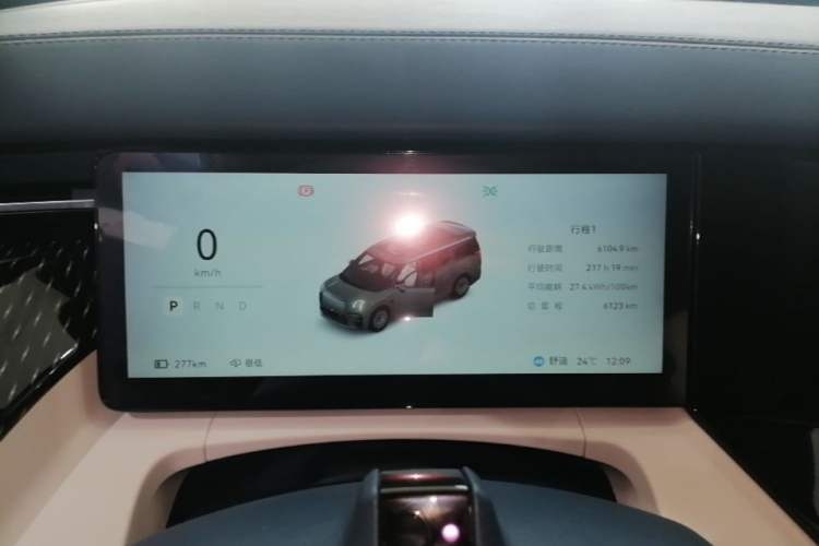 Used Zeekr 009 2024 Six-Seat Executive Version 4WD 108 kWh Instrument Cluster