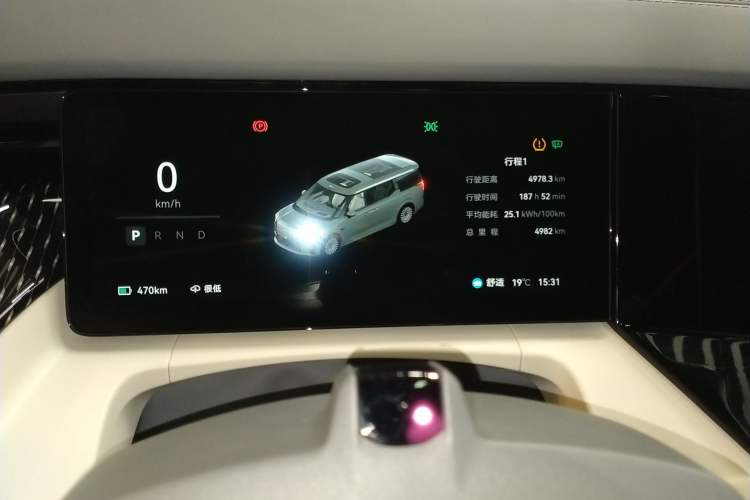 Used Zeekr 009 2024 Six-Seat Executive Version 4WD 108 kWh Instrument Cluster