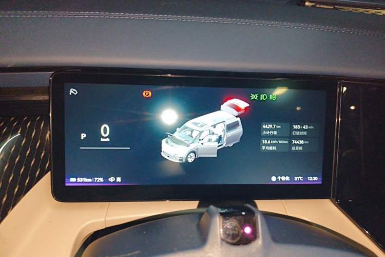 Used Zeekr 009 2024 7-Seater Aisle Version 108 kWh Instrument Cluster