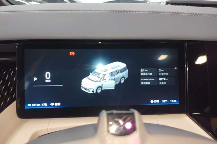 Used Zeekr 009 2024 7-Seater Walk-Through Version Four-Wheel Drive 108 kWh Instrument Cluster