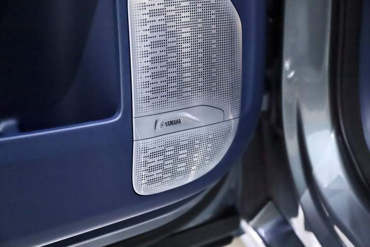 Used Zeekr 009 2024 Six-Seat Executive Version 4WD 140 kWh Interior 11