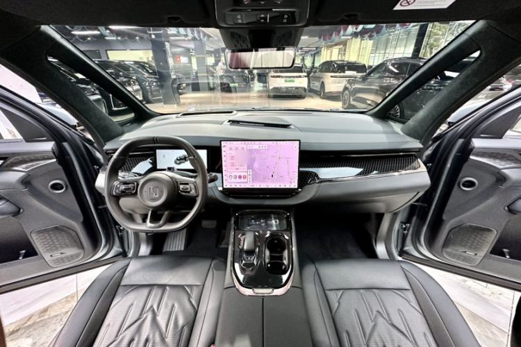 Used Zeekr 009 2024 Six-Seat Executive Version 4WD 108 kWh Interior 11
