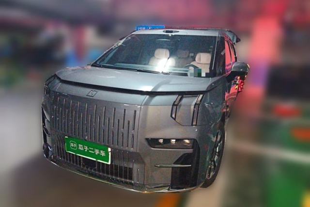 Used Zeekr 009 2024 7-Seater Aisle Version 108 kWh
