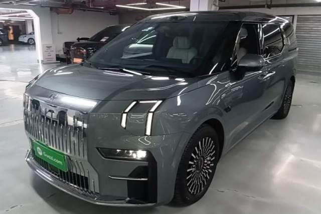 Used Zeekr 009 2024 Six-Seat Executive Version 4WD 108 kWh