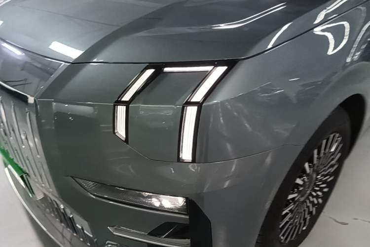 Used Zeekr 009 2024 Six-Seat Executive Version 4WD 108 kWh Left Front Headlight