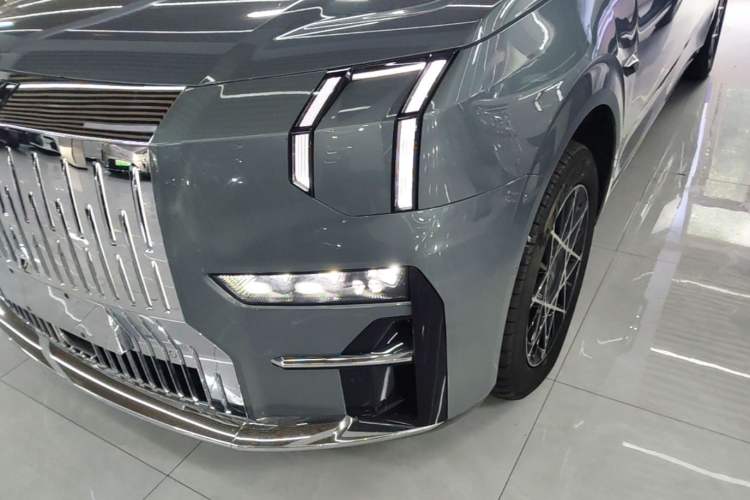 Used Zeekr 009 2024 Six-Seat Executive Version 4WD 140 kWh Left Front Headlight