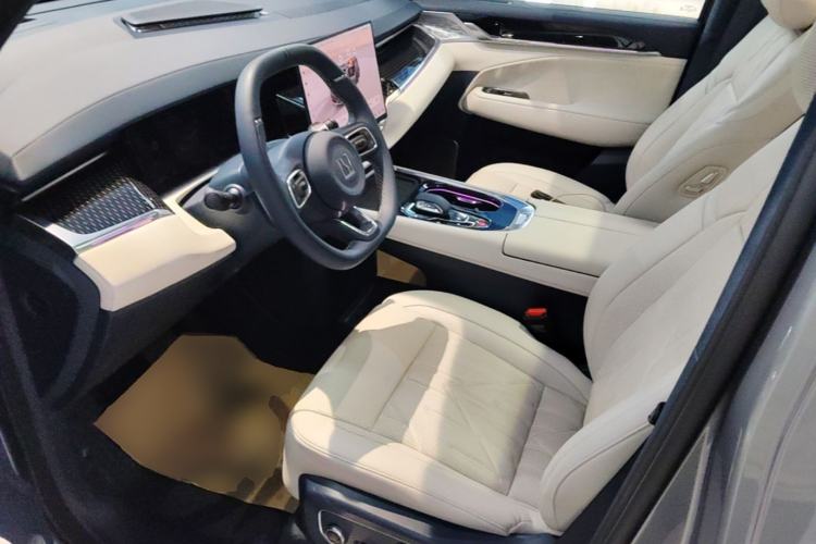 Used Zeekr 009 2024 7-Seater Walk-Through Version Four-Wheel Drive 108 kWh Left Front Seat