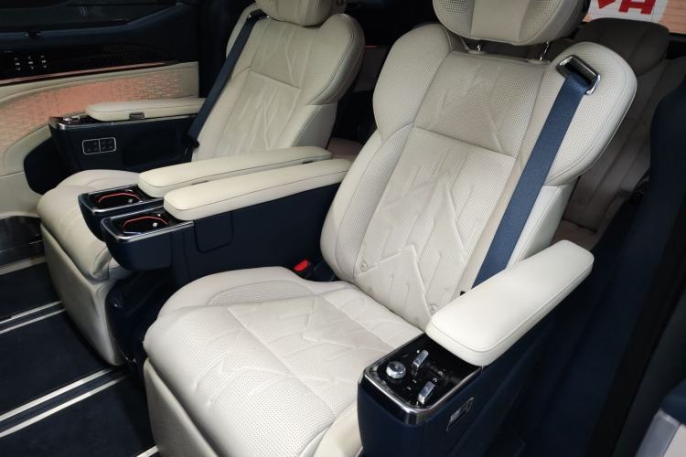 Used Zeekr 009 2024 Six-Seat Executive Version 4WD 108 kWh Left Rear Seat