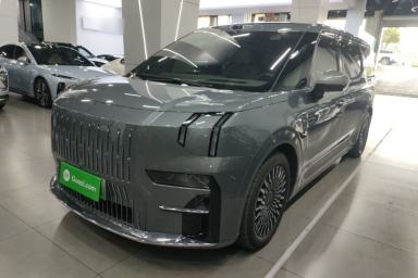 Used Zeekr 009 2024 7-Seater Walk-Through Version Four-Wheel Drive 108 kWh