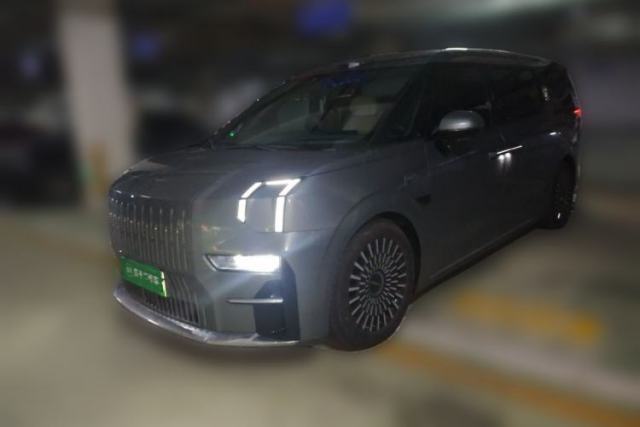 Used Zeekr 009 2024 7-Seater Aisle Version 108 kWh