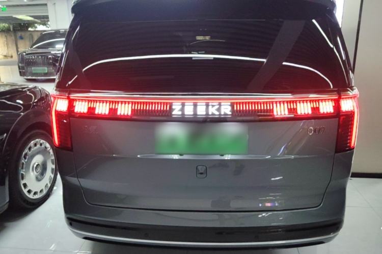 Used Zeekr 009 2024 7-Seater Aisle Version 108 kWh Rear