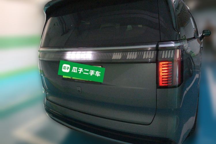 Used Zeekr 009 2024 Six-Seat Executive Version 4WD 108 kWh Rear