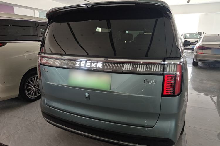 Used Zeekr 009 2024 Six-Seat Executive Version 4WD 108 kWh Rear