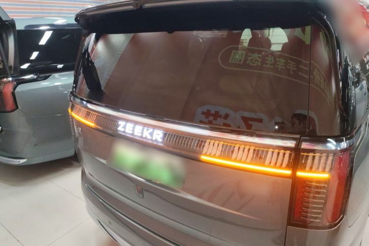 Used Zeekr 009 2024 Six-Seat Executive Version 4WD 108 kWh Rear