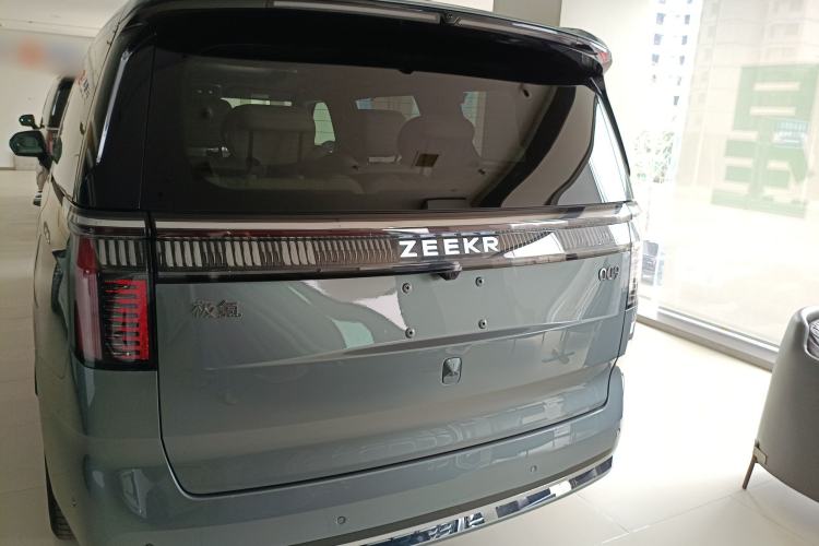 Used Zeekr 009 2024 Six-Seat Executive Version 4WD 108 kWh Rear