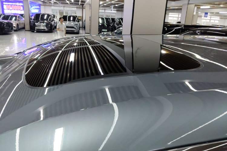 Used Zeekr 009 2024 7-Seater Aisle Version 108 kWh Roof
