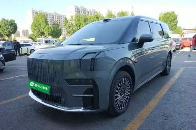 Used Zeekr 009 2024 7-Seater Walk-Through Version Four-Wheel Drive 108 kWh