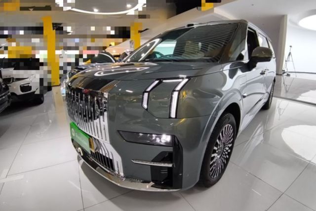 Used Zeekr 009 2024 Six-Seat Executive Version 4WD 108 kWh