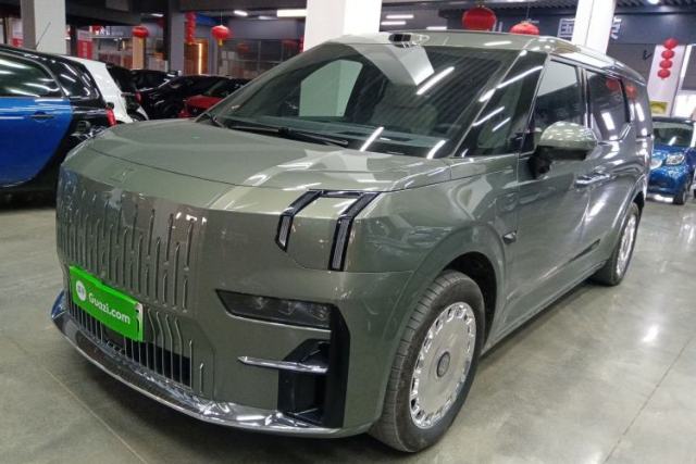 Used Zeekr 009 2024 7-Seater Walk-Through Version Four-Wheel Drive 108 kWh