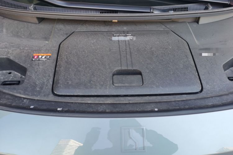 Used Zeekr 009 2024 Six-Seat Executive Version 4WD 108 kWh Engine Bay