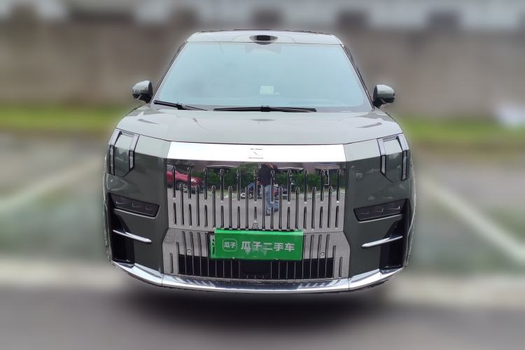 Used Zeekr 009 2024 7-Seater Walk-Through Version Four-Wheel Drive 108 kWh Front