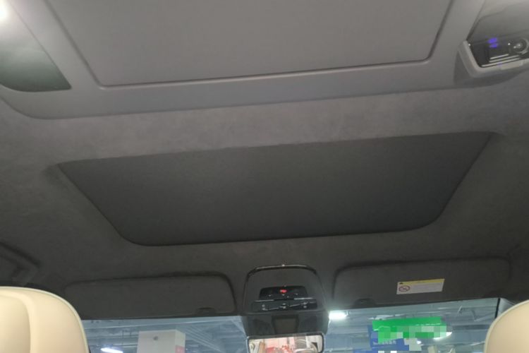 Used Zeekr 009 2024 7-Seater Walk-Through Version Four-Wheel Drive 108 kWh Headliner