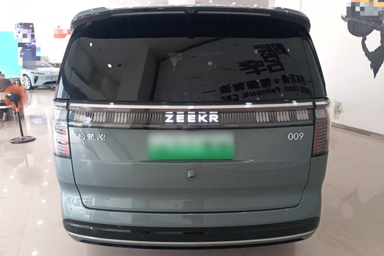 Used Zeekr 009 2024 7-Seater Aisle Version 108 kWh Rear