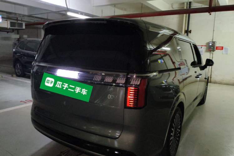 Used Zeekr 009 2024 7-Seater Walk-Through Version Four-Wheel Drive 108 kWh Rear Right 45 Deg