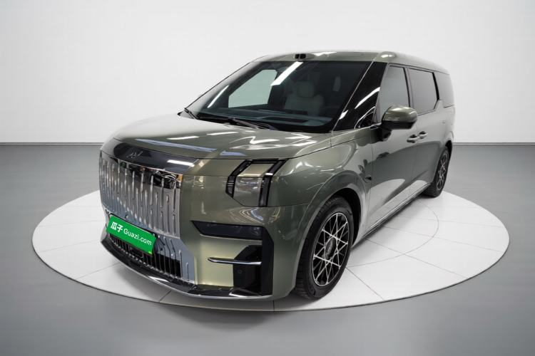 Zeekr 009 2024 Six-Seat Executive Version 4WD 108 kWh