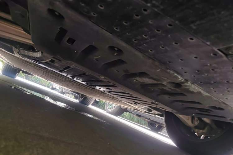 Used Zeekr 009 2024 Six-Seat Executive Version 4WD 108 kWh Chassis Front