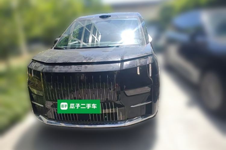 Used Zeekr 009 2024 Six-Seat Executive Version 4WD 108 kWh Front