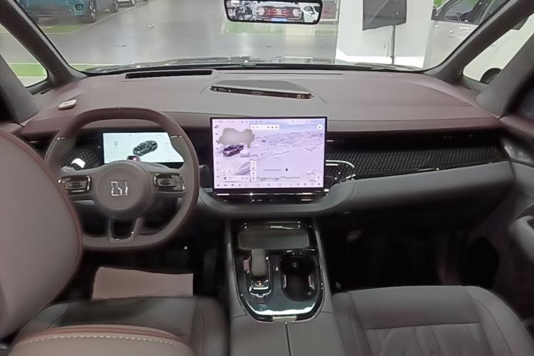 Used Zeekr 009 2024 7-Seater Walk-Through Version Four-Wheel Drive 108 kWh Center Console