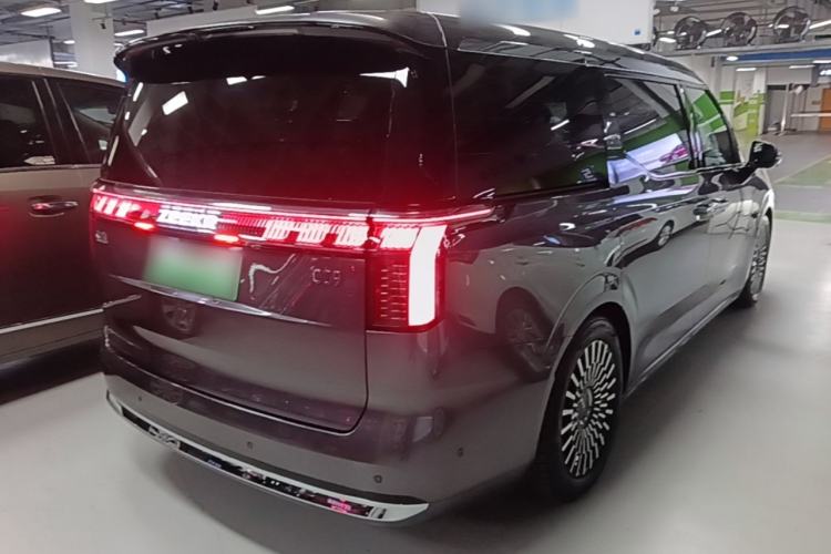 Used Zeekr 009 2024 7-Seater Walk-Through Version Four-Wheel Drive 108 kWh Rear Right 45 Deg
