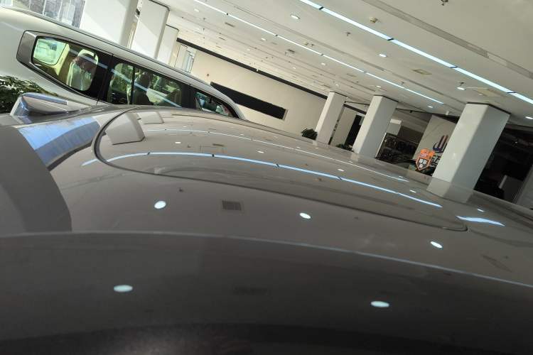 Used Zeekr 009 2024 Six-Seat Executive Version 4WD 108 kWh Roof