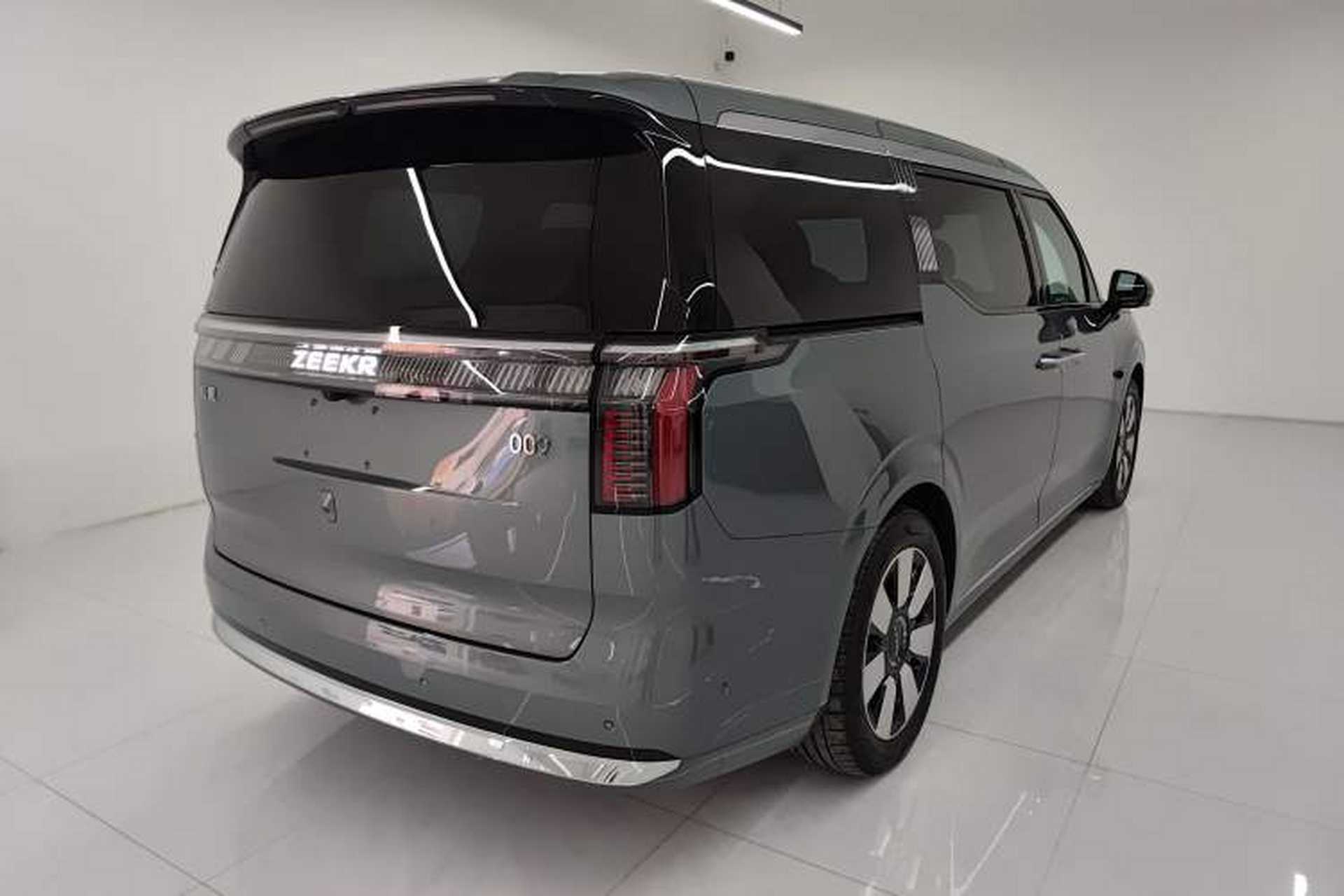 Used Zeekr 009 2024 Six-Seat Executive Version 4WD 140 kWh Exterior 5