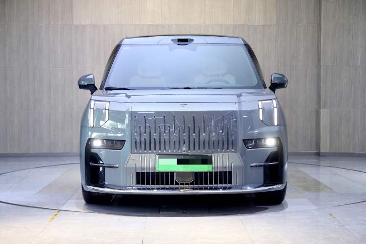 Used Zeekr 009 2024 Six-Seat Executive Version 4WD 140 kWh Exterior 7