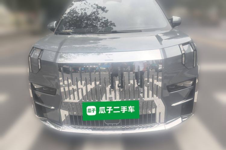 Used Zeekr 009 2024 7-Seater Aisle Version 108 kWh Front