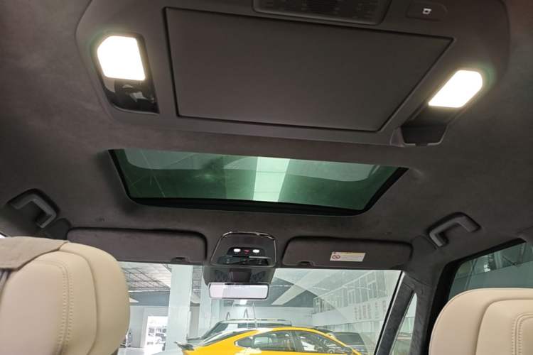 Used Zeekr 009 2024 7-Seater Aisle Version 108 kWh Headliner