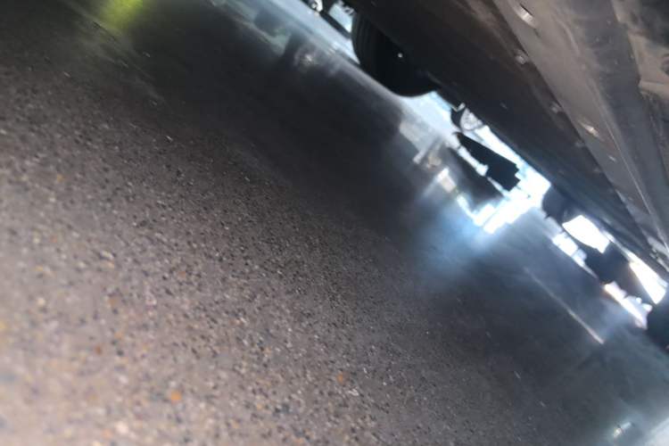Used Zeekr 009 2024 Six-Seat Executive Version 4WD 108 kWh Right Side Sill
