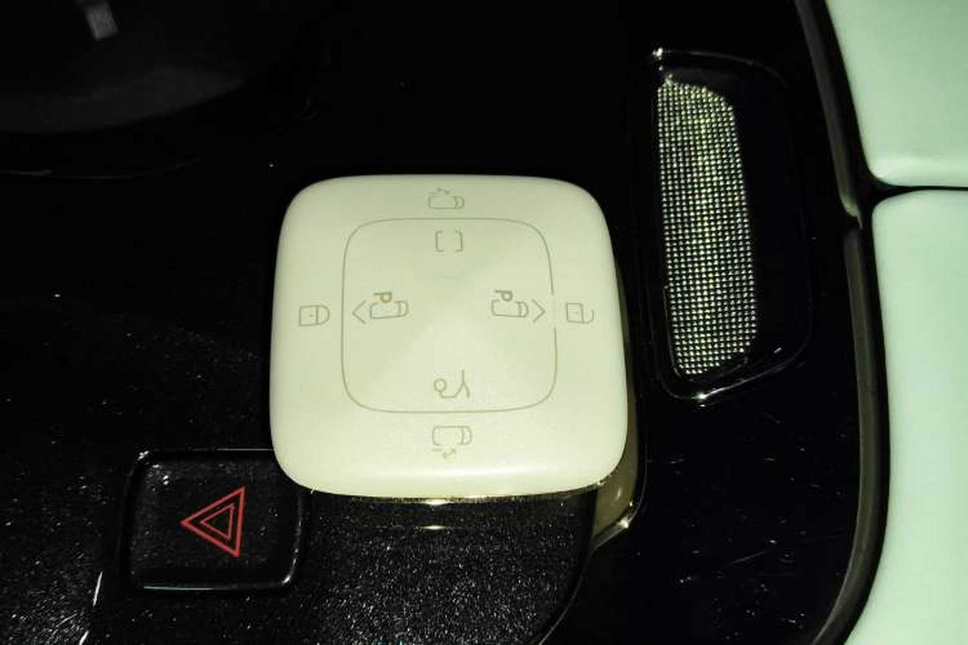 Used Zeekr 009 2024 Six-Seat Executive Version 4WD 108 kWh Vehicle Key