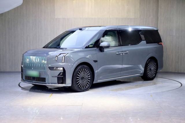 Used Zeekr 009 2024 Six-Seat Executive Version 4WD 140 kWh