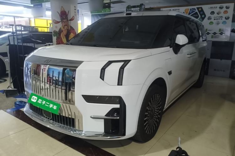 Used Zeekr 009 2024 Six-Seat Executive Version 4WD 140 kWh Guazi used car, China used car export, Used car for sale, Used cars, Cheapest cars for sale