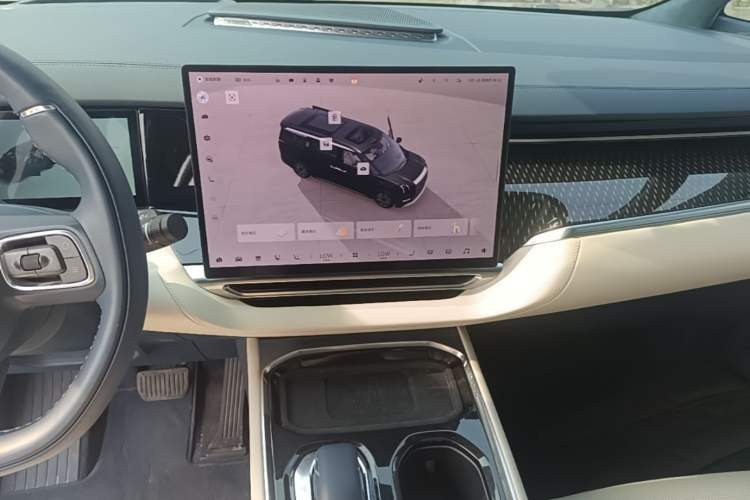 Used Zeekr 009 2024 Six-Seat Executive Version 4WD 108 kWh Audio And AC Panel