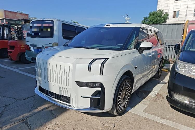 Used Zeekr 009 2024 Six-Seat Executive Version 4WD 108 kWh Guazi used car, China used car export, Used car for sale, Used cars, Cheapest cars for sale