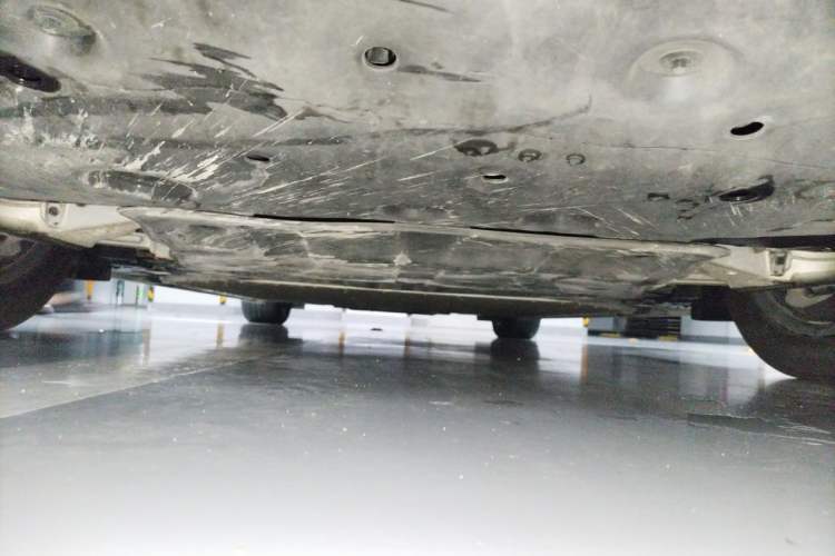 Used Zeekr 009 2024 7-Seater Aisle Version 108 kWh Chassis Front