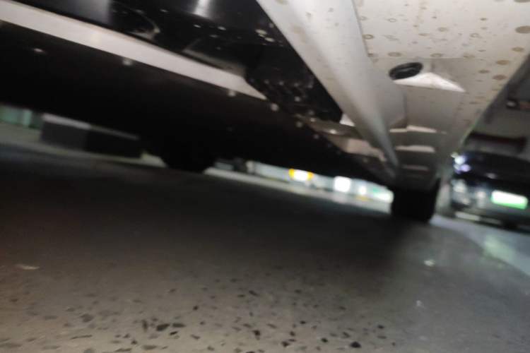 Used Zeekr 009 2024 7-Seater Aisle Version 108 kWh Chassis Rear Right