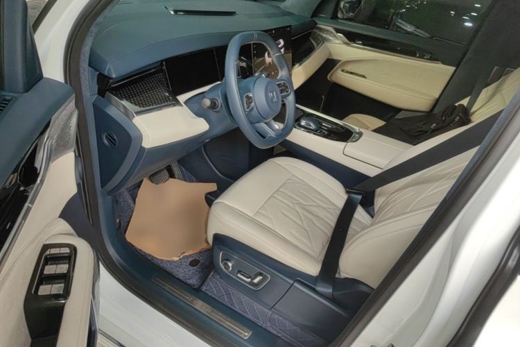 Used Zeekr 009 2024 Six-Seat Executive Version 4WD 108 kWh Driver Seat