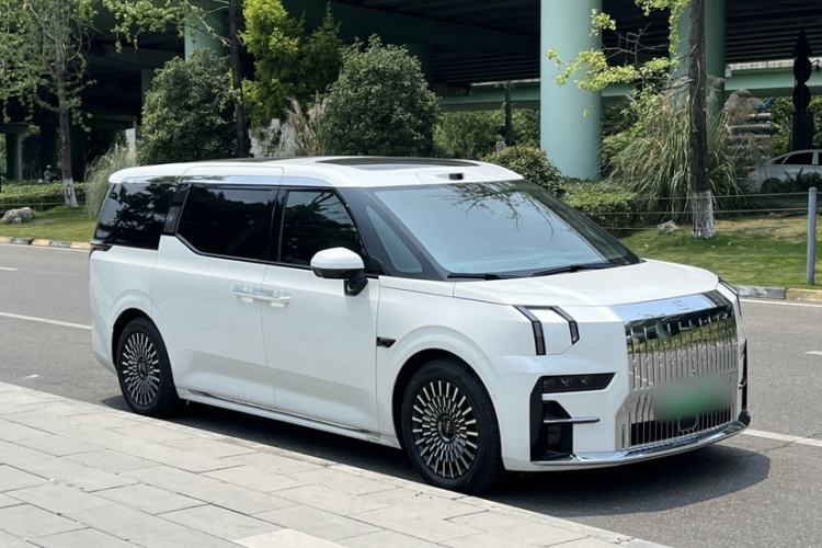 Used Zeekr 009 2024 7-Seater Walk-Through Version Four-Wheel Drive 108 kWh Guazi used car, China used car export, Used car for sale, Used cars, Cheapest cars for sale